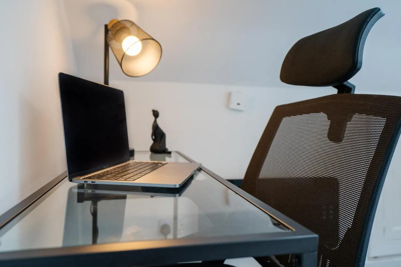 Deluxe Apartment In Sheffield City Centre - Sleeps 6